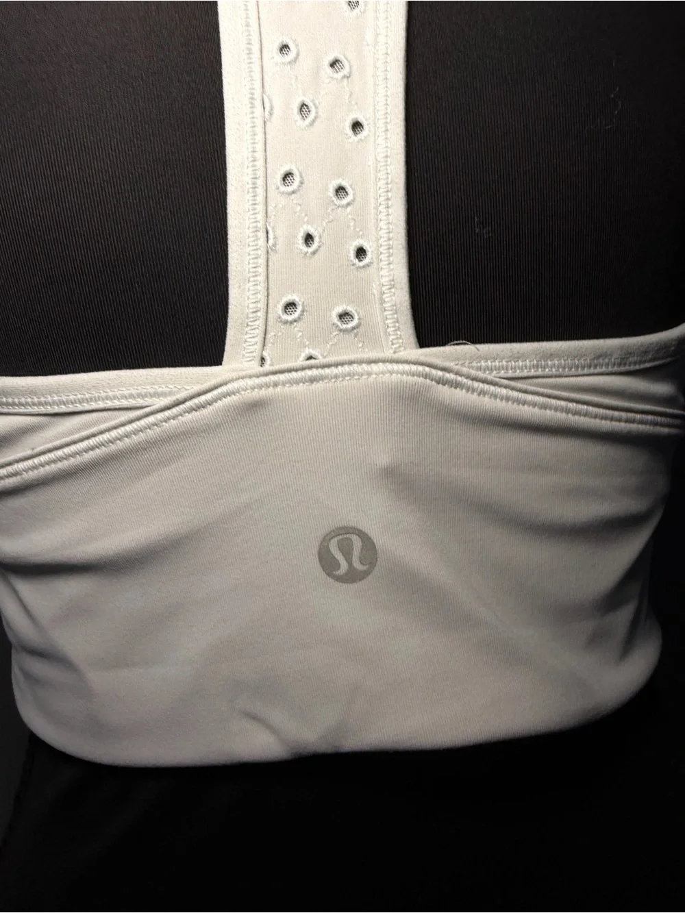 Lululemon Mind Over Miles Running Athletic Yoga Training White Sports Bra 8 ll K